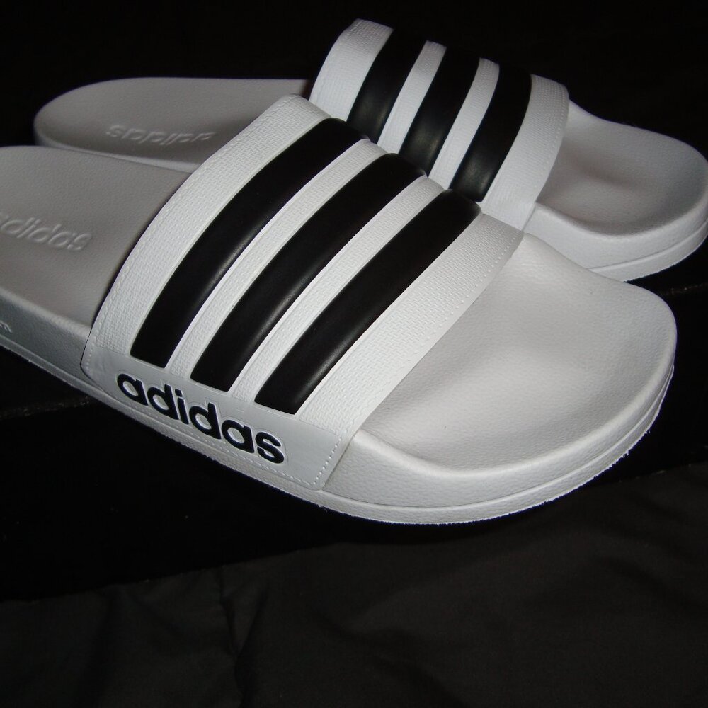 NEW Adidas Adilette Cloudfoam Men's Shower White Slip On Slides Sandals Sz 11 NI